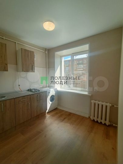 2-к. квартира, 42 м², 3/4 эт.