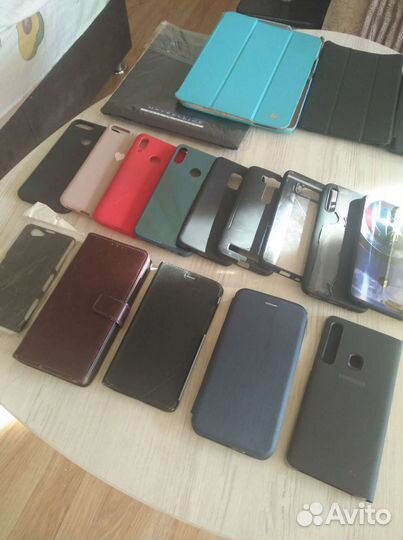 Чехлы на телефоны