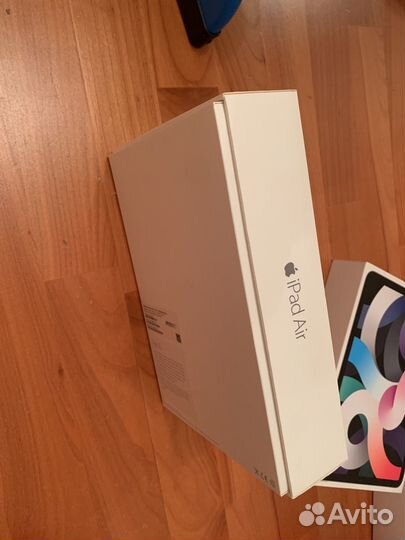 Коробки от техники apple