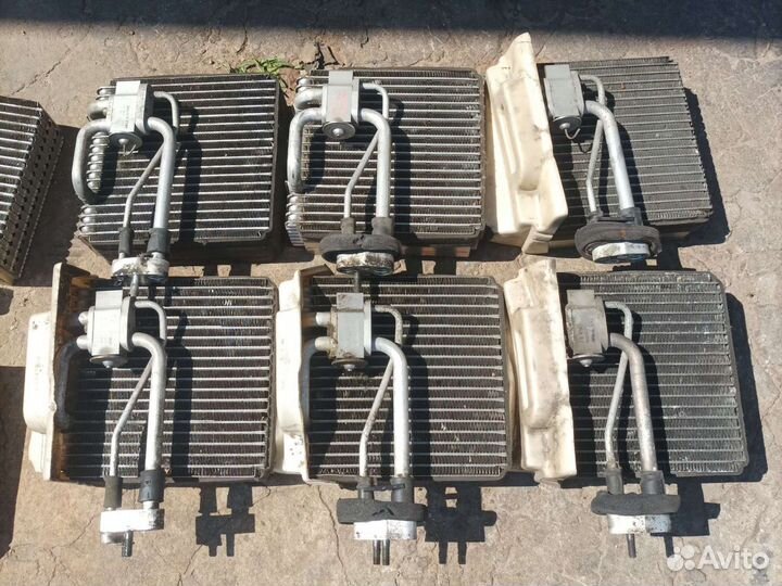 Радиатор кондиционера салонный Kia Sportage 1