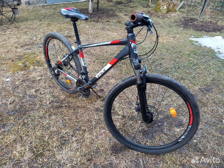 Велосипед бу Stels Navigator