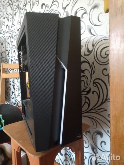 Компьютер системный блок