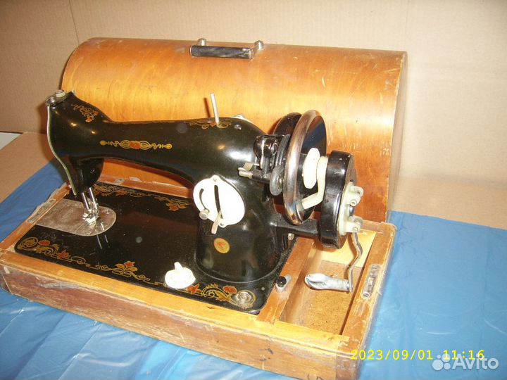 Швейные машинки ручные СССР