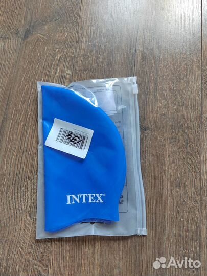 Плавки и шапочка для плавания 5 лет