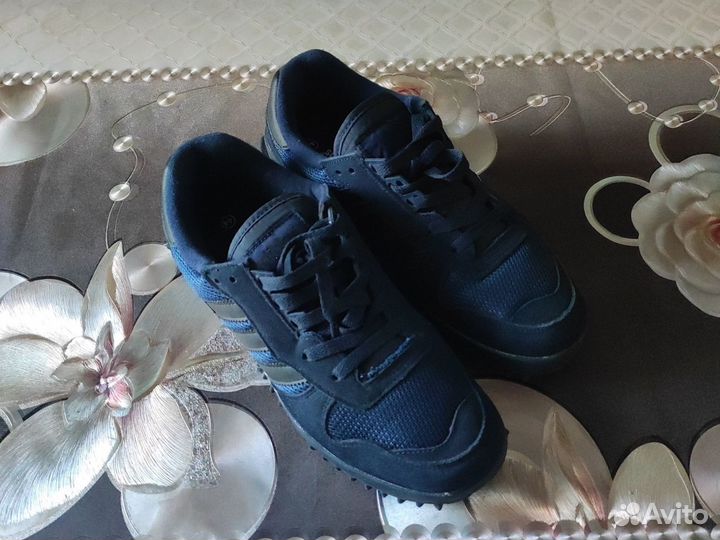Кроссовки мужские 43 размера