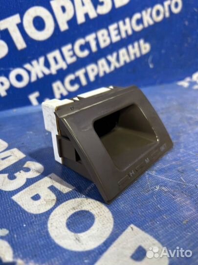 Часы Mitsubishi Pajero 2 внедорожник 1998