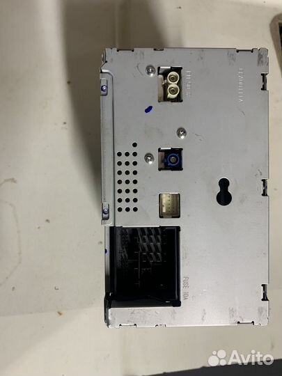 Магнитола mercedes w204