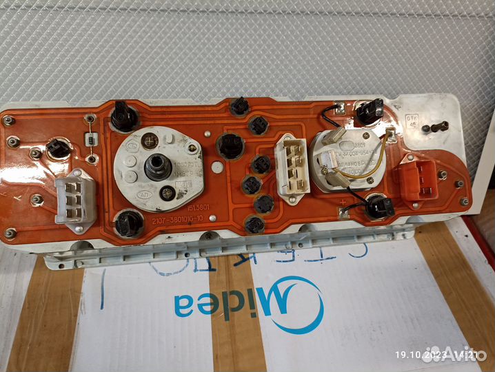 Щиток приборов ваз