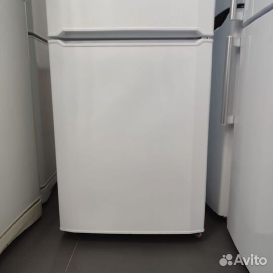 Узкий холодильник б/у Beko