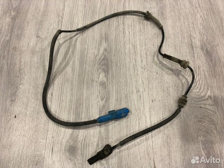 Датчик abs передний правый Citroen C-Elysee EC5 1