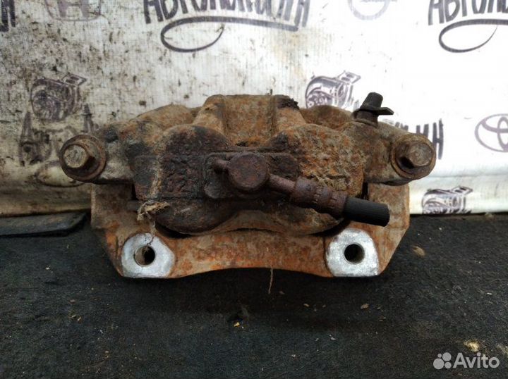 Суппорт передний левый Great Wall Hover H5 GW4D20