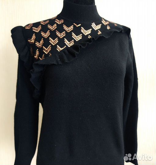 Джемпер с пайетками на Новый год 42-44 размер