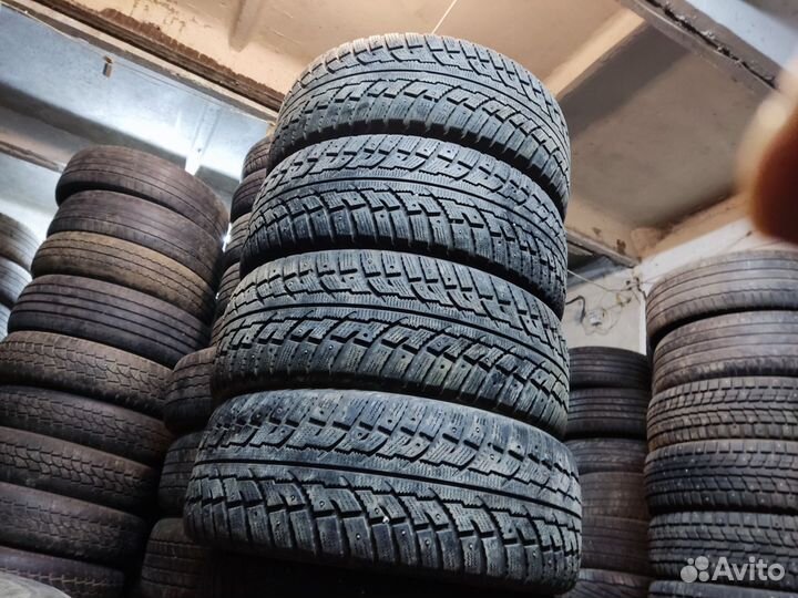 Kumho I'Zen RV Stud KC16 265/60 R18