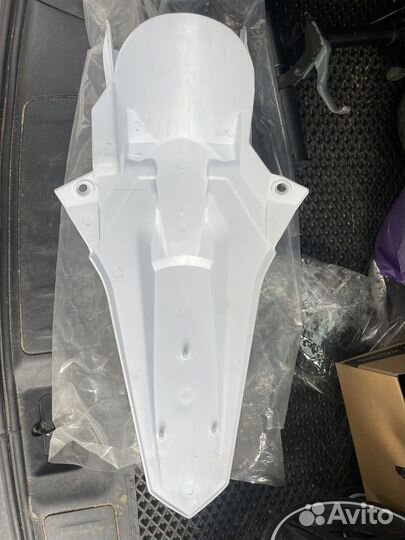 Заднее крыло,хвост эндуро