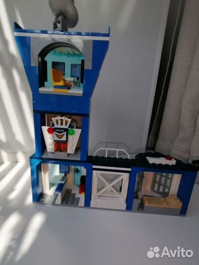 Lego полицейский участок
