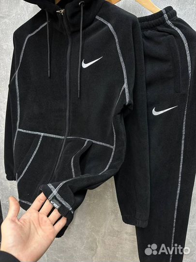 Спортивный костюм флисовы Nike
