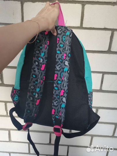 Школьный рюкзак для девочек