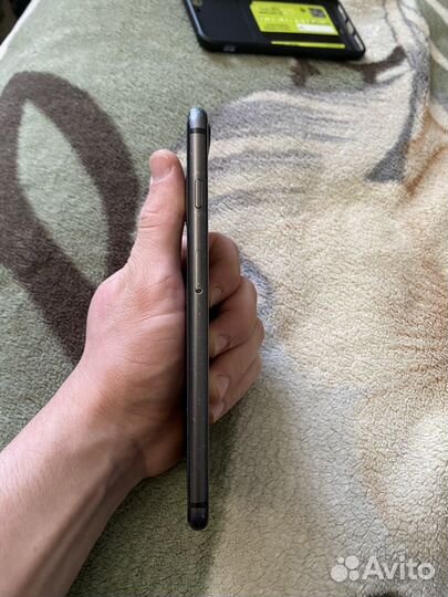 iPhone 8 Plus, 64 ГБ