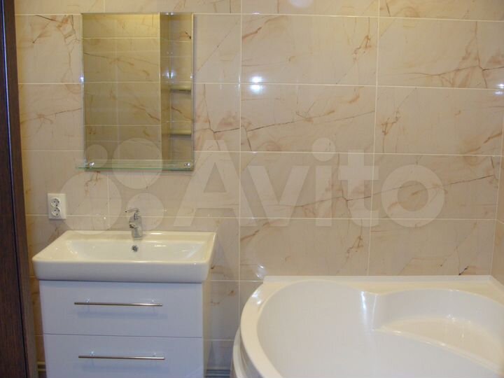 2-к. квартира, 67 м², 15/15 эт.