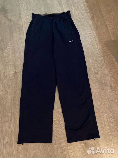 Широкие штаны Nike плотные