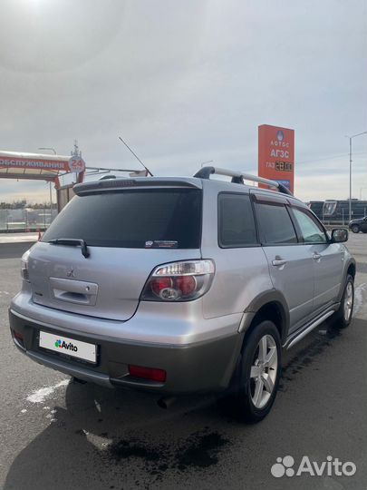 Mitsubishi Outlander 2.0 МТ, 2006, 250 000 км