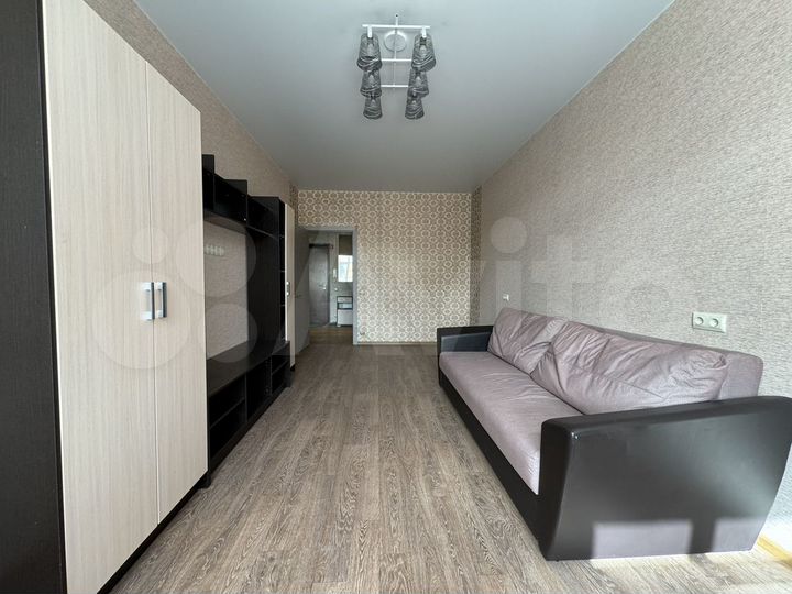 1-к. квартира, 52 м², 1/16 эт.