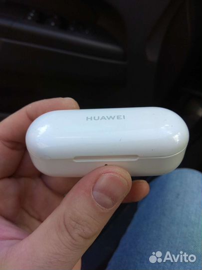 Кейс от наушников FreeBuds