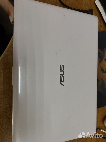 Ноутбук asus