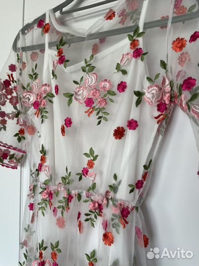 Платье нарядное летнее женское