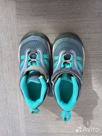 Кроссовки детские