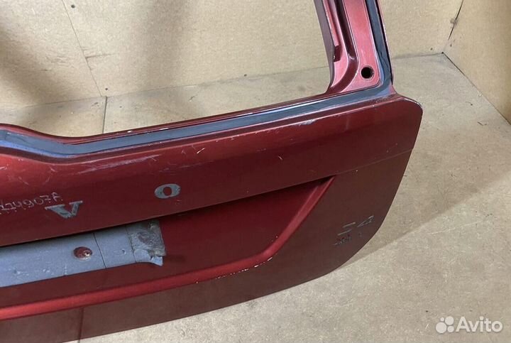 Крышка багажника Volvo XC60