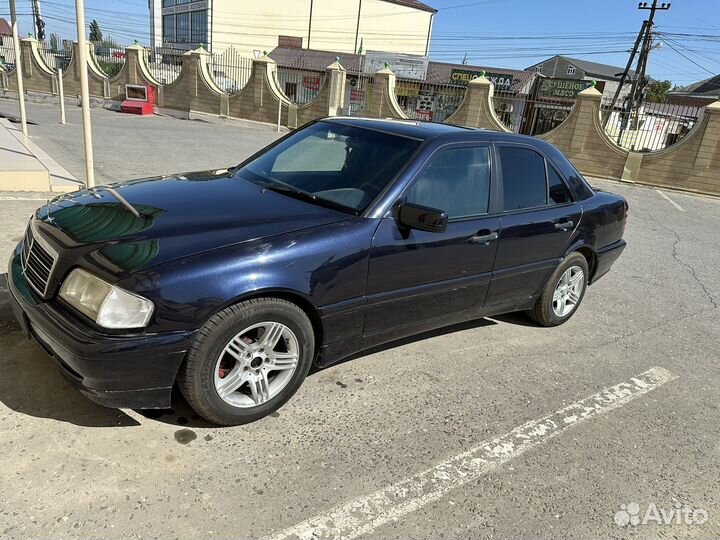 Mercedes-Benz C-класс 1.8 МТ, 1998, 350 000 км