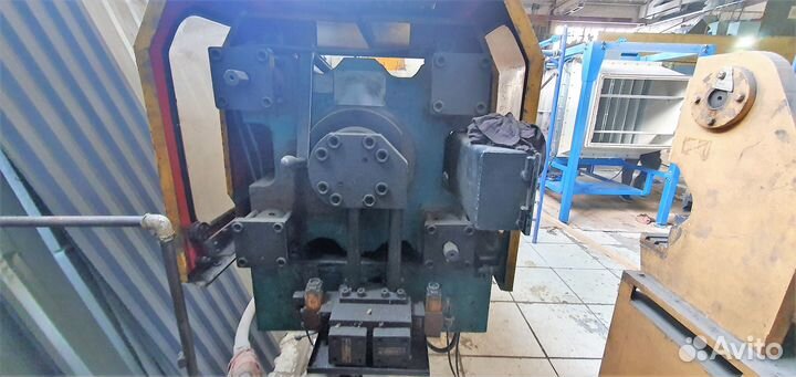 Термопластавтомат де3330Ф1