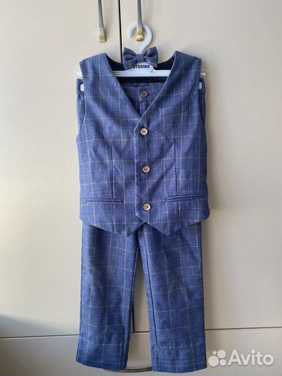 Брючный костюм тройка для мальчика