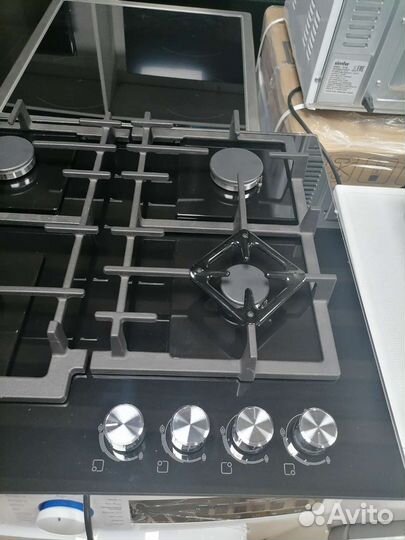 Газовая варочная поверхность Bosch PNP6B6O92R