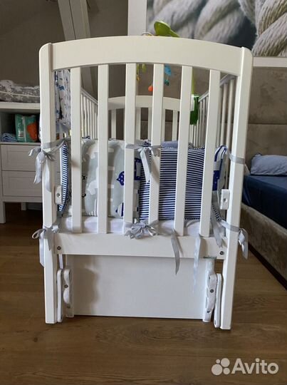 Детская кроватка гандылян, на маятниковом механизм