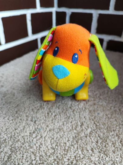 Интерактивная игрушка собака Тини Лав Догони меня