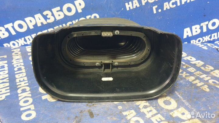 Кожух ручника. Ford Transit МИКРОАВТОБУС 2007