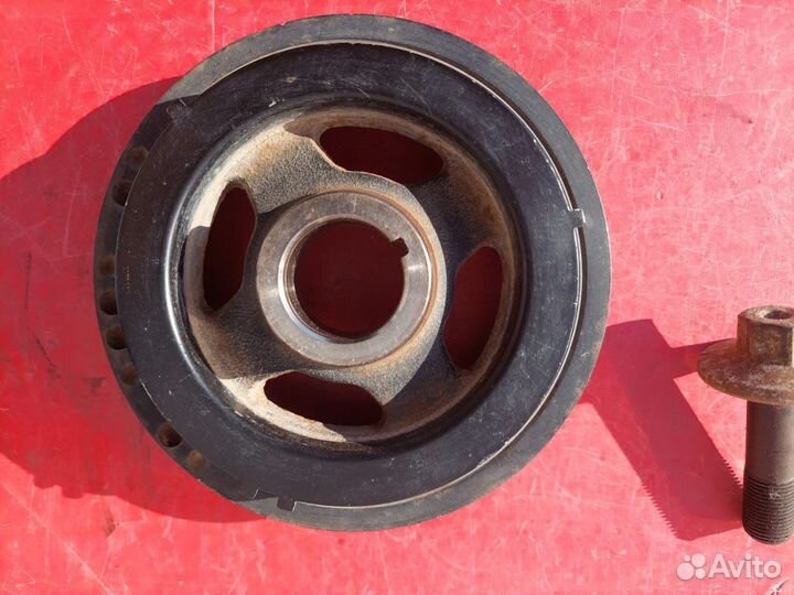 Шкив коленвала Nissan Maxima А33