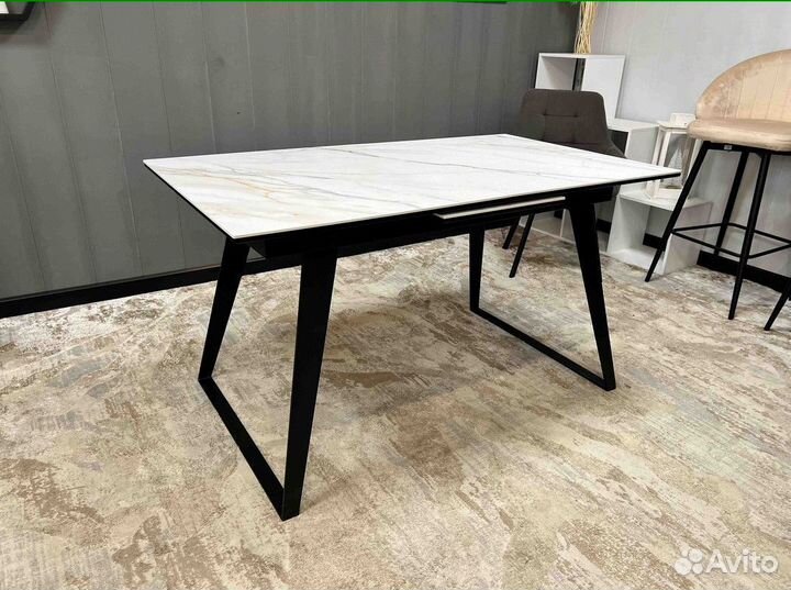 Стол обеденный керамогранит