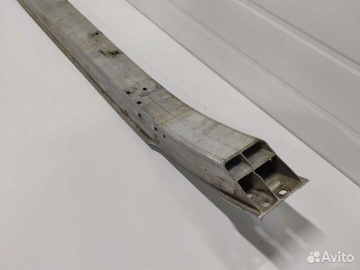 Усилитель бампера Mercedes C W203