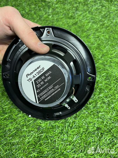 Автомобильные колонки 13 см новые