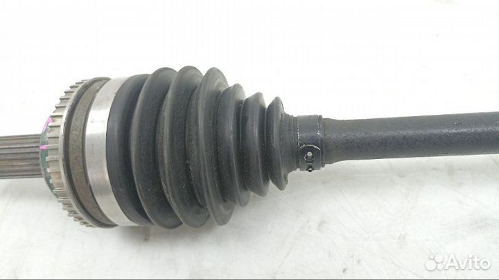 Привод передний левый Toyota Vitz SCP10 1SZ 2001