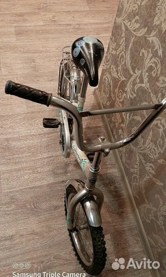 Велосипед для детей от 4 до 7лет