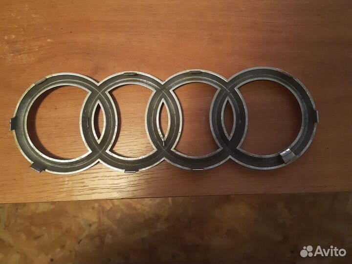 Эмблема audi