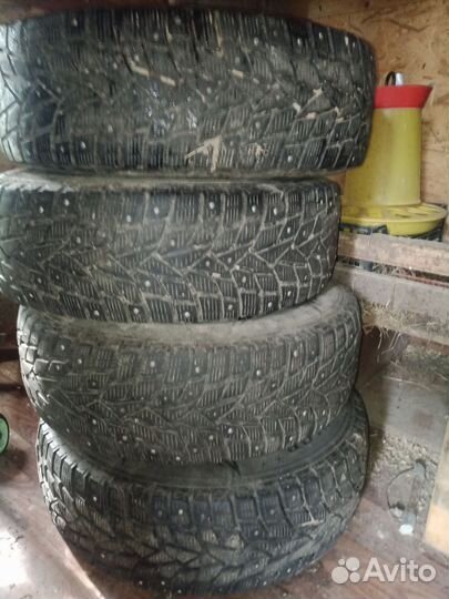 Dunlop Grandtrek Ice 02 235/70 R16