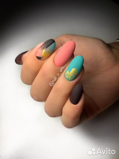 Аппаратный маникюр