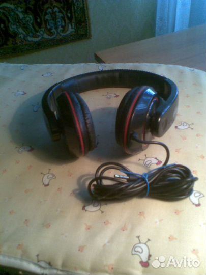 Накладные стереонаушники закрытого типа RH-525