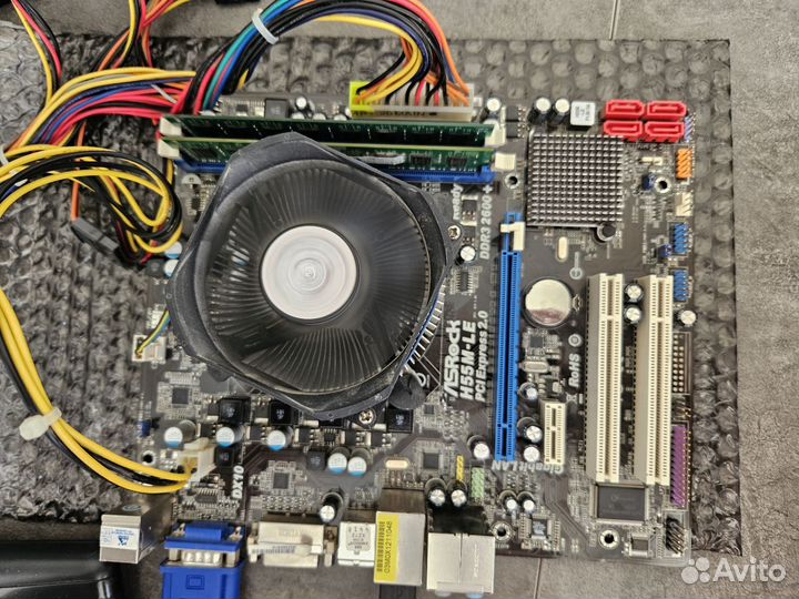 ASRock H55M-LE LGA1156 + i3 530 + 2gb