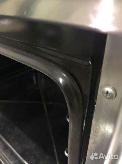 Конвекционная печь smeg